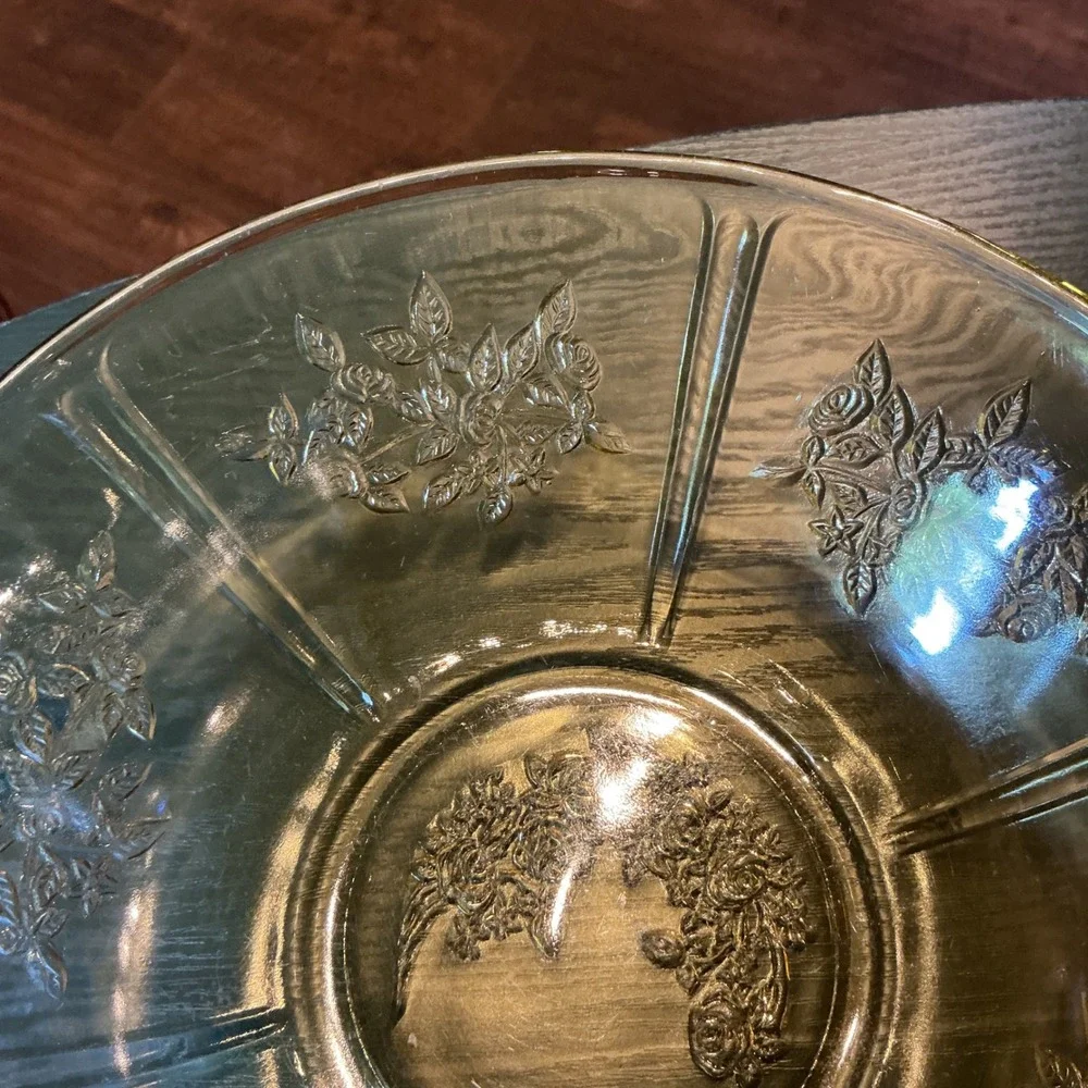 Federal Glass Sharon Cabbage Rose‎ Amber Depression Bowl 8.5 Inch Vintage